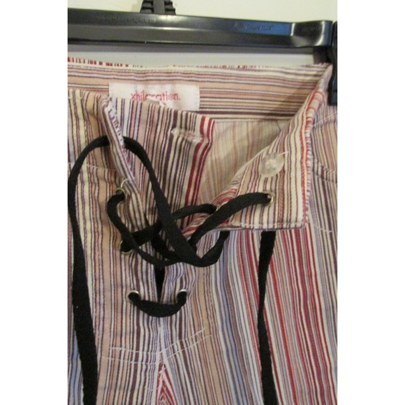 Xhilaration Juniors Multicolor Striped Mid-Rise Stretch Capri Pants Size 13 - Picture 6 of 7
